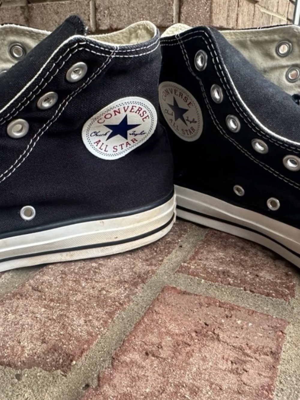 Converse Black High-Top Chuck Taylor Sneakers Men’s 8.5 / Women's 10.5